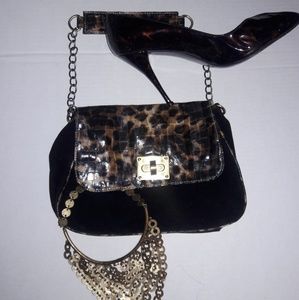 🎊Last Call 🎊 NWT Animal print bag w/chain***PRICE FIRM***